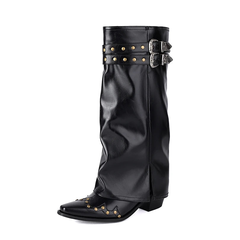 productfoto zwarte western knielaars met studs op de neus – zijaanzicht links