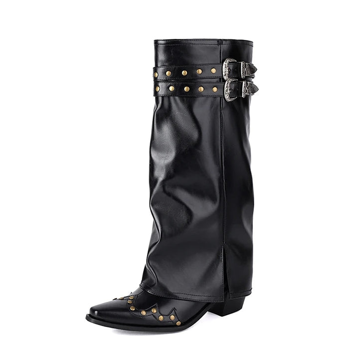 productfoto zwarte western knielaars met studs op de neus – zijaanzicht links