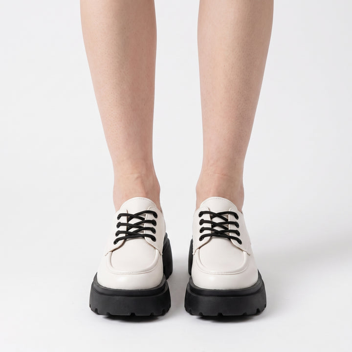 Mocassins plates-formes lacets en cuir, vue de dessus