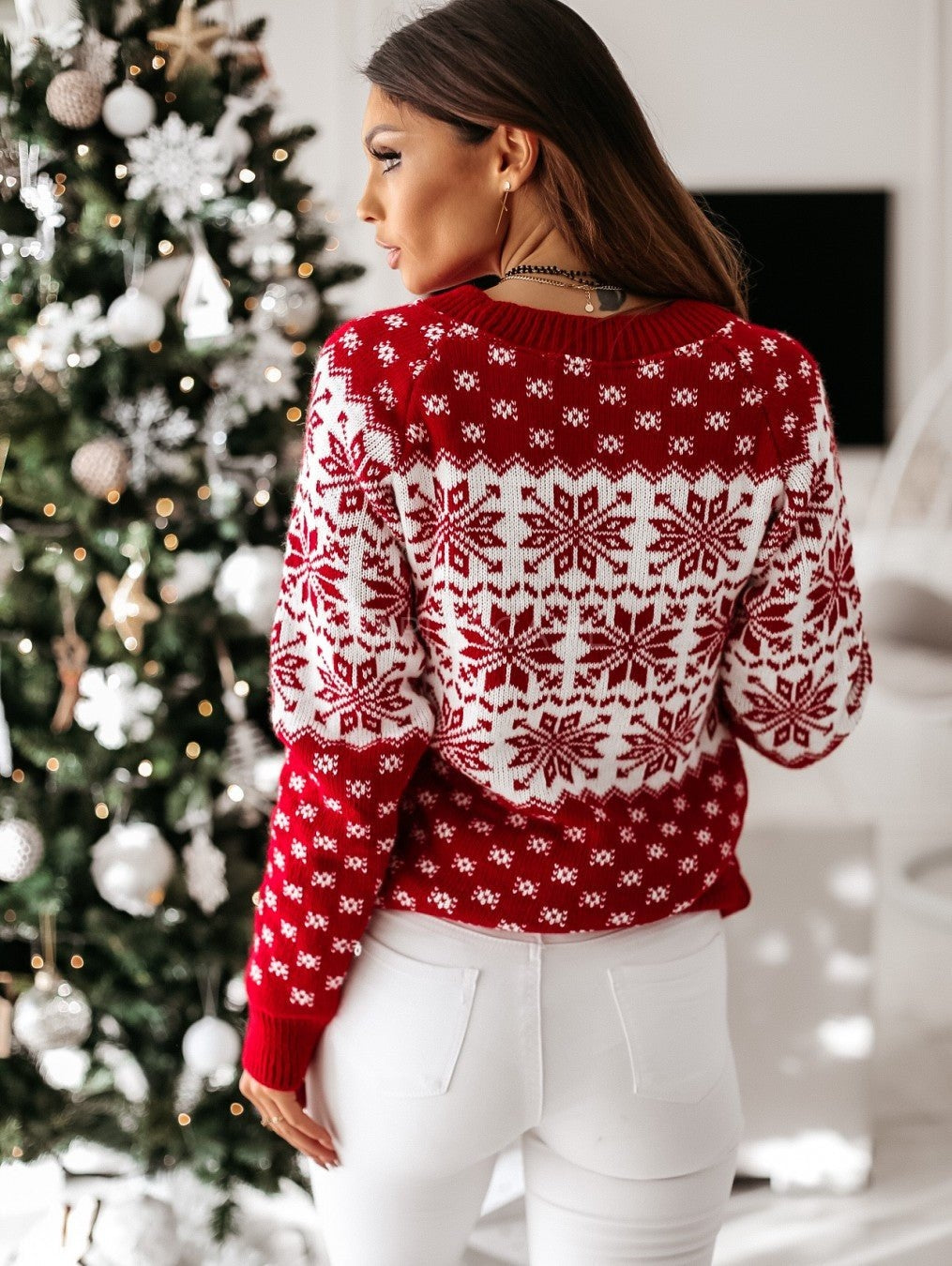 Zimowy sweter damski świąteczny w renifery i płatki śniegu